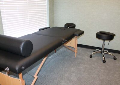 chiropractic-table-integrated-living